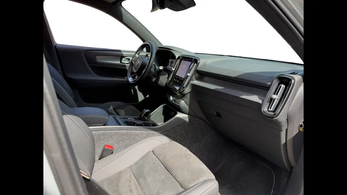 Volvo XC40 usata a Palermo (4)