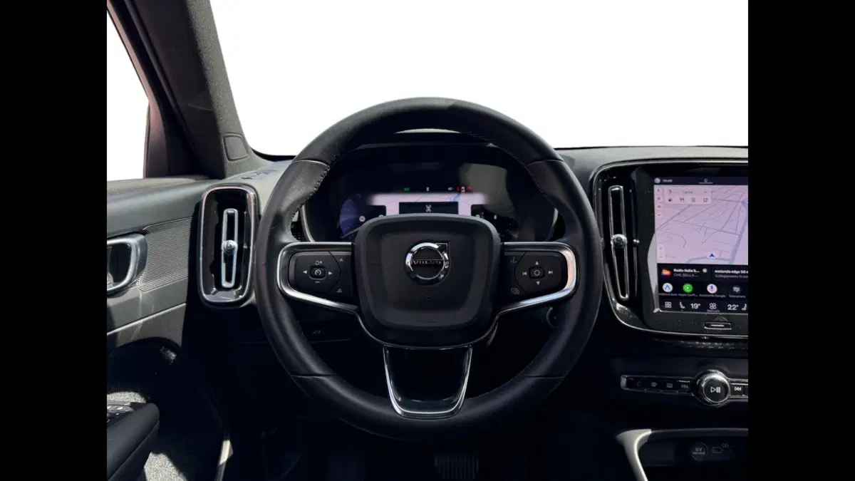 Volvo XC40 usata a Palermo (8)
