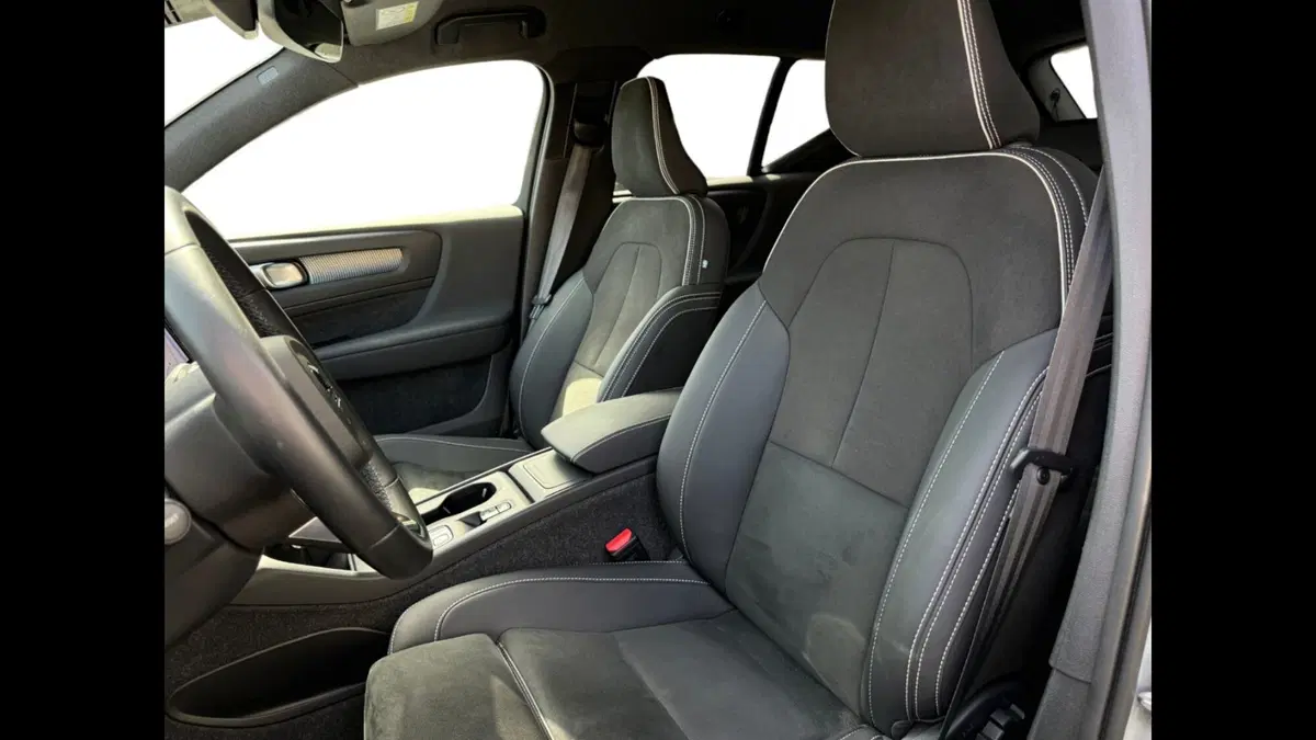 Volvo XC40 usata a Palermo (9)