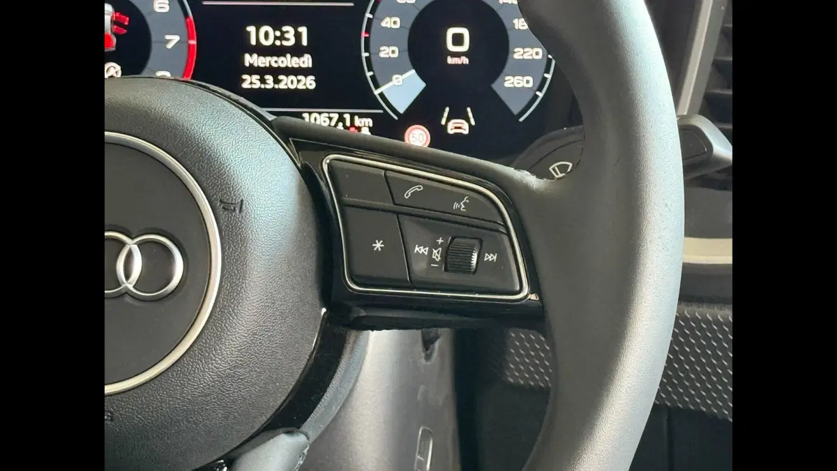 Audi A1 allstreet usata a Palermo (14)