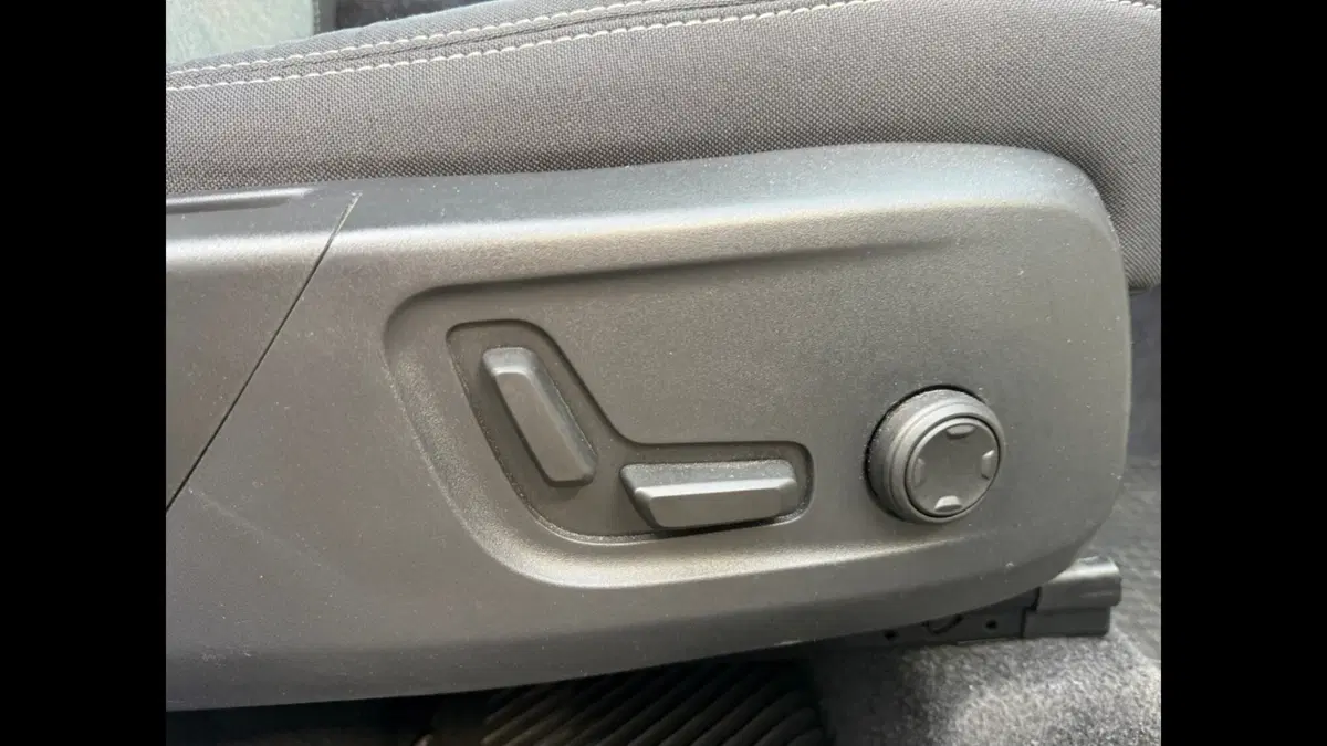 Volvo XC40 usata a Palermo (18)