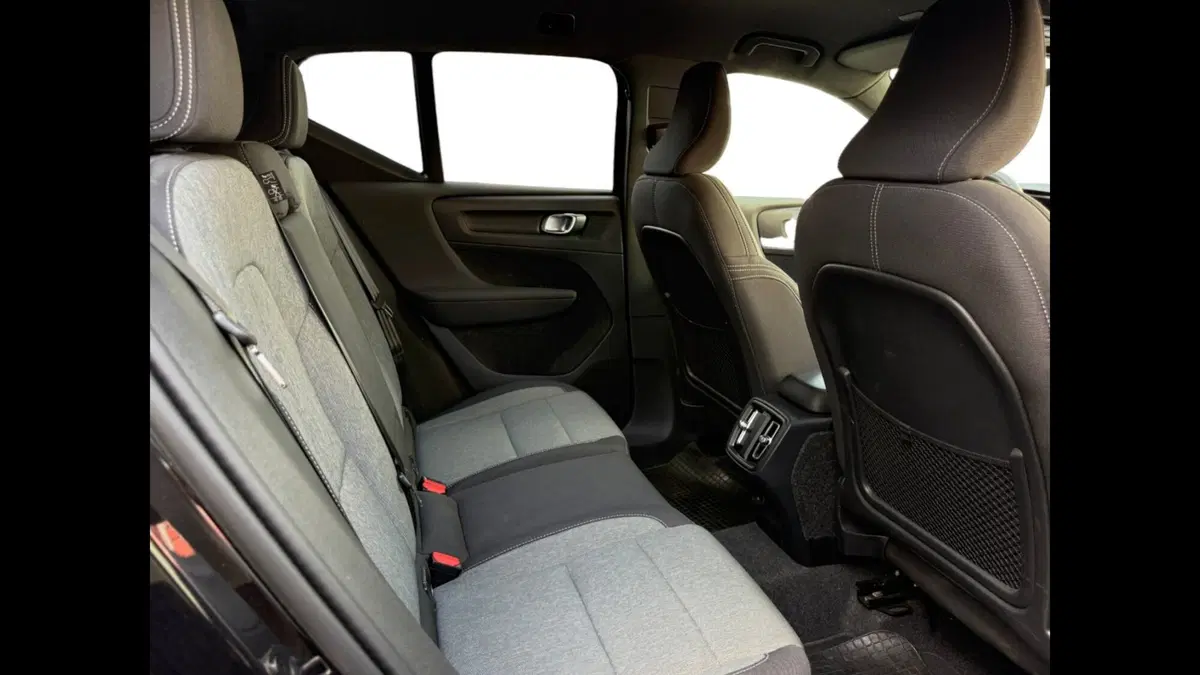 Volvo XC40 usata a Palermo (7)