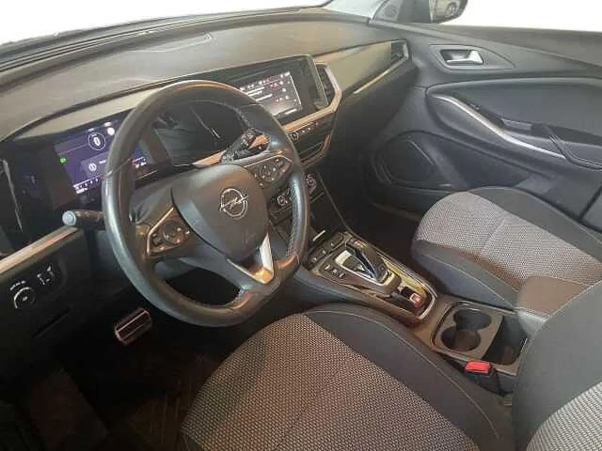 Opel Grandland usata a Salerno (9)