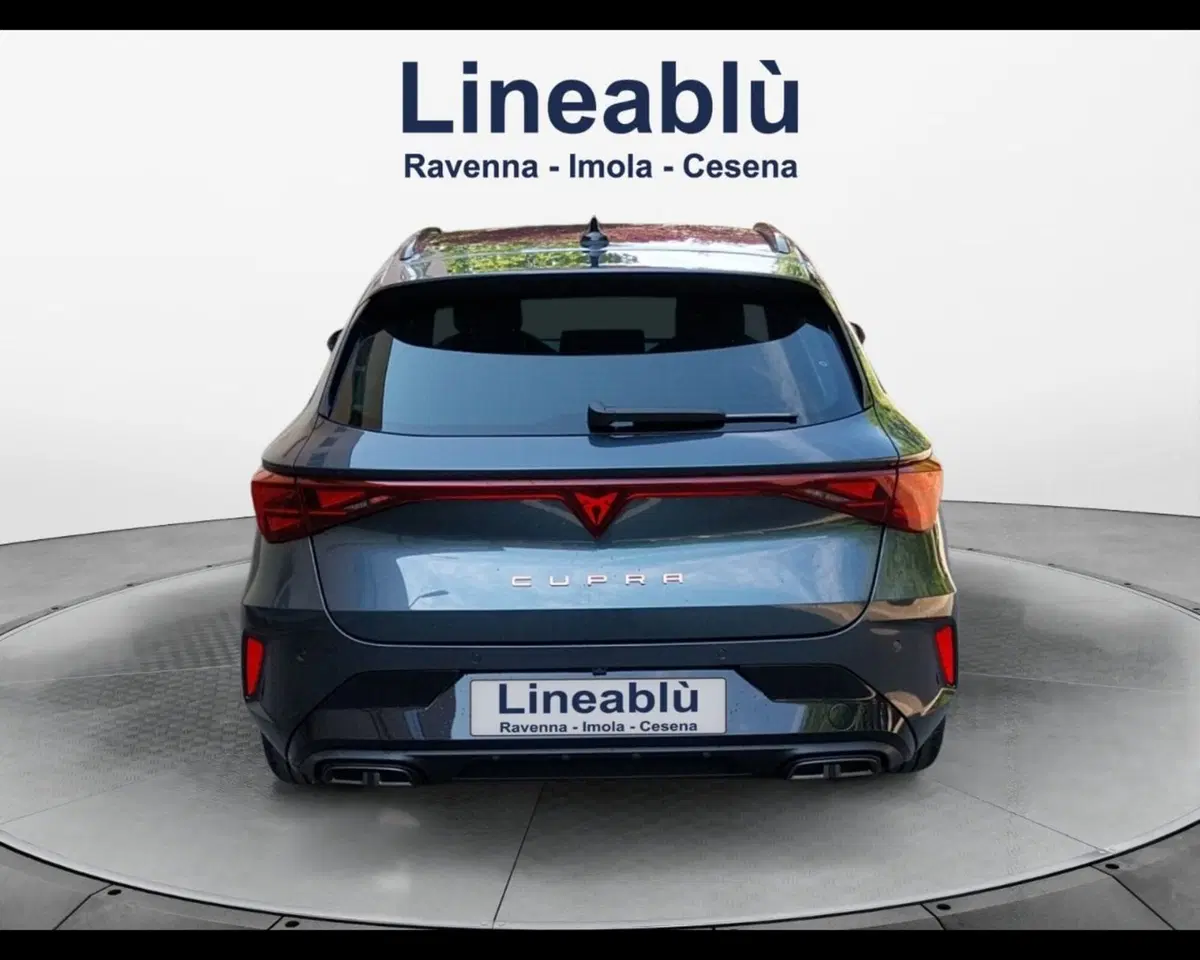 Cupra Leon Station Wagon nuova a Ravenna (4)