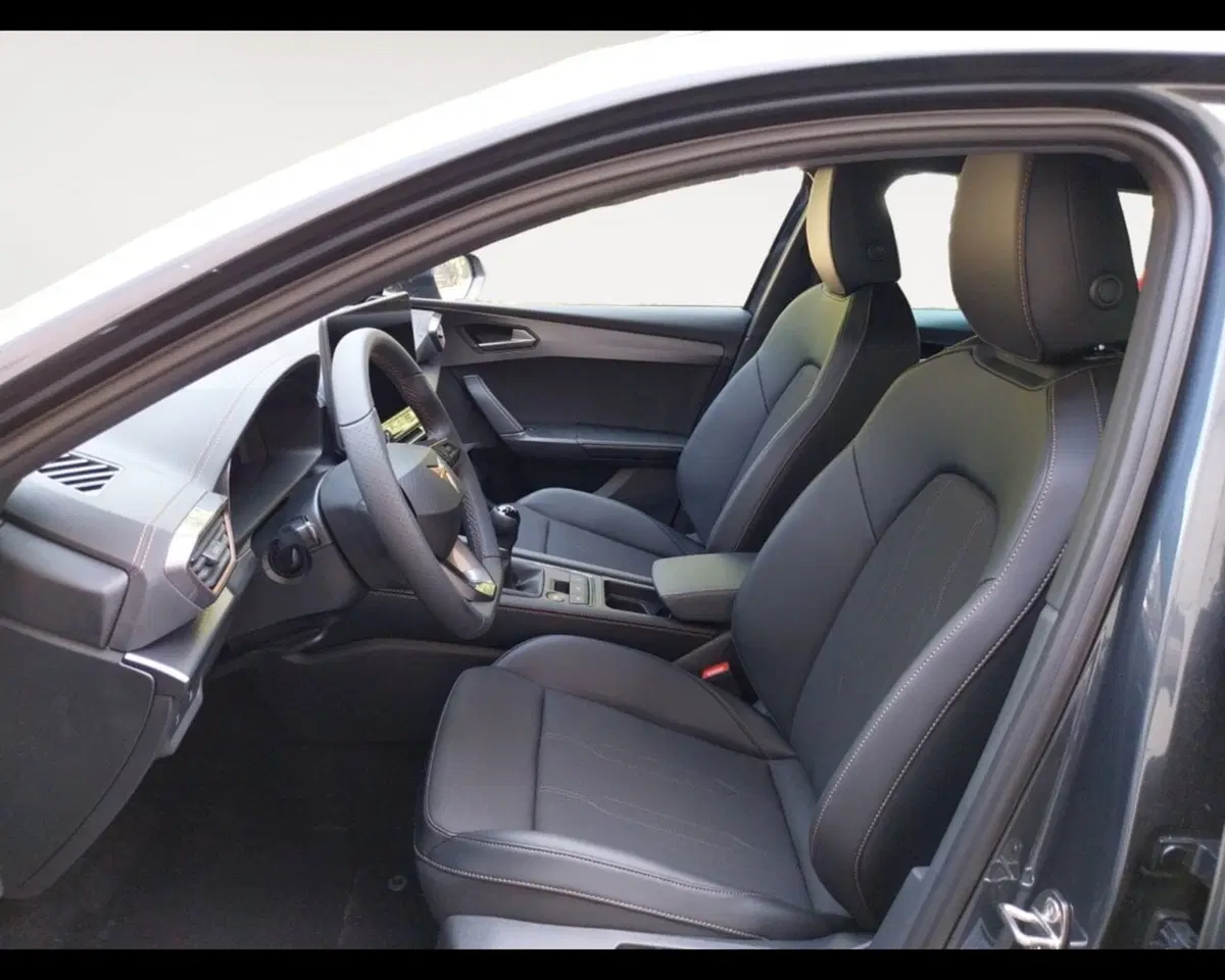 Cupra Leon Station Wagon nuova a Ravenna (9)