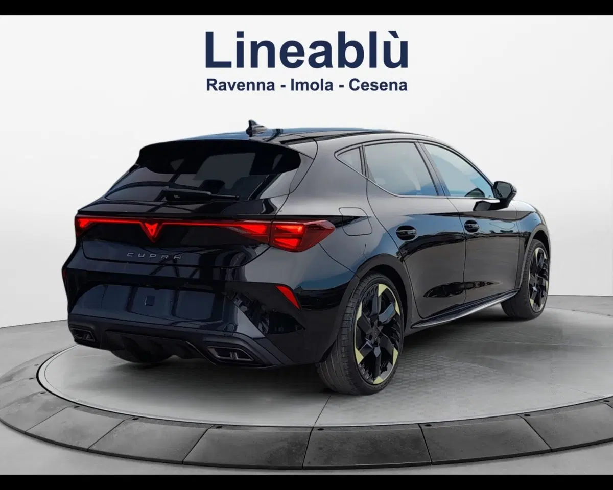 Cupra Leon nuova a Ravenna (5)