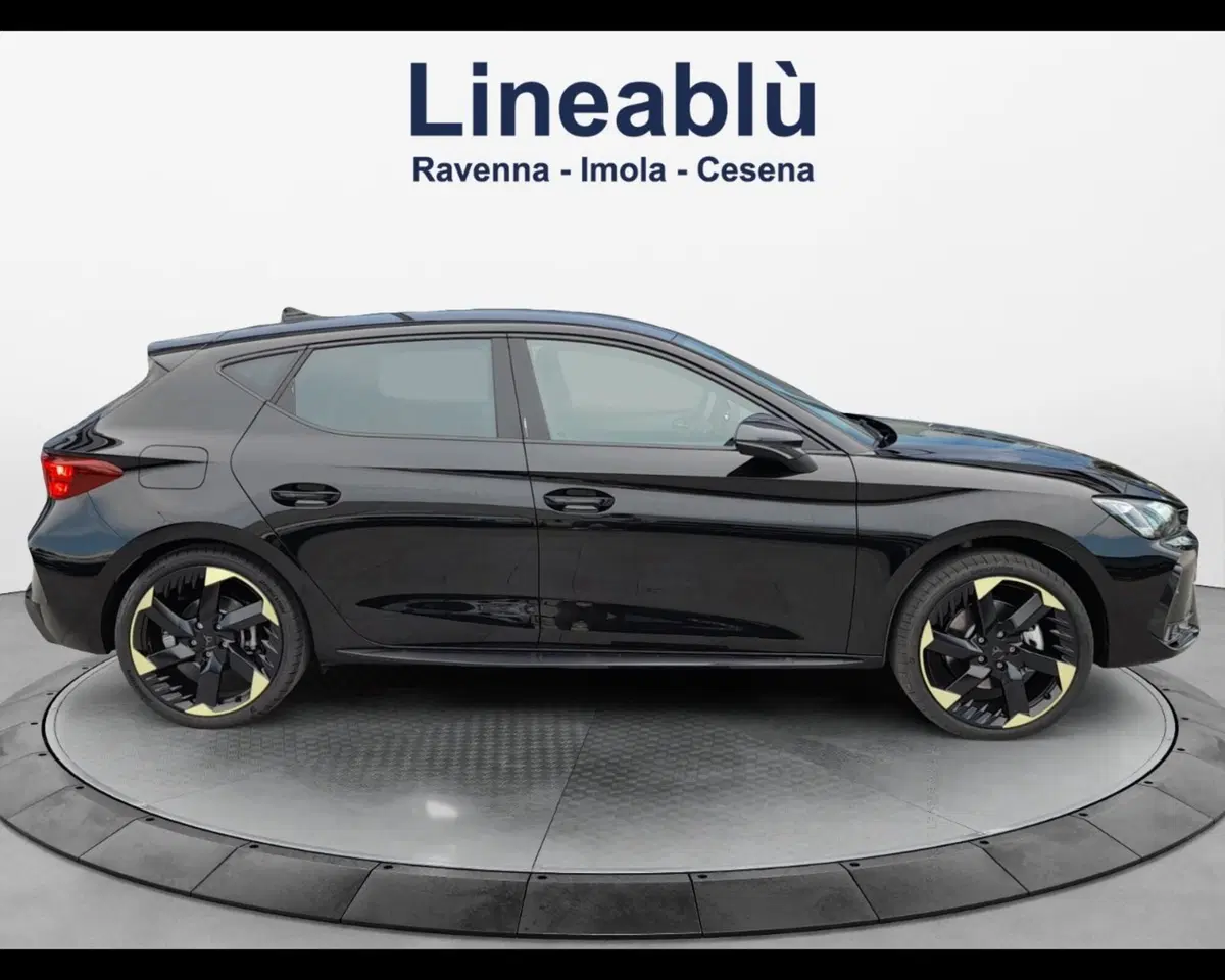 Cupra Leon nuova a Ravenna (6)