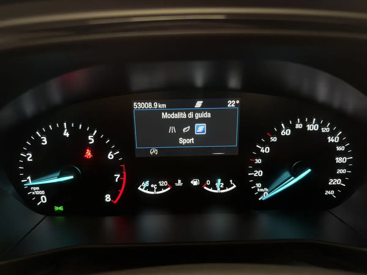 Ford Focus Station Wagon usata a Milano (13)