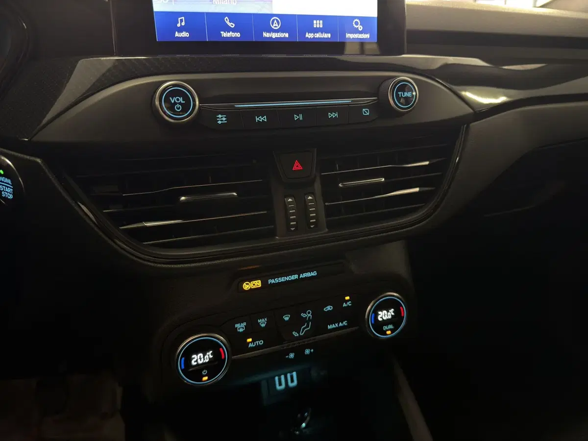 Ford Focus Station Wagon usata a Milano (17)