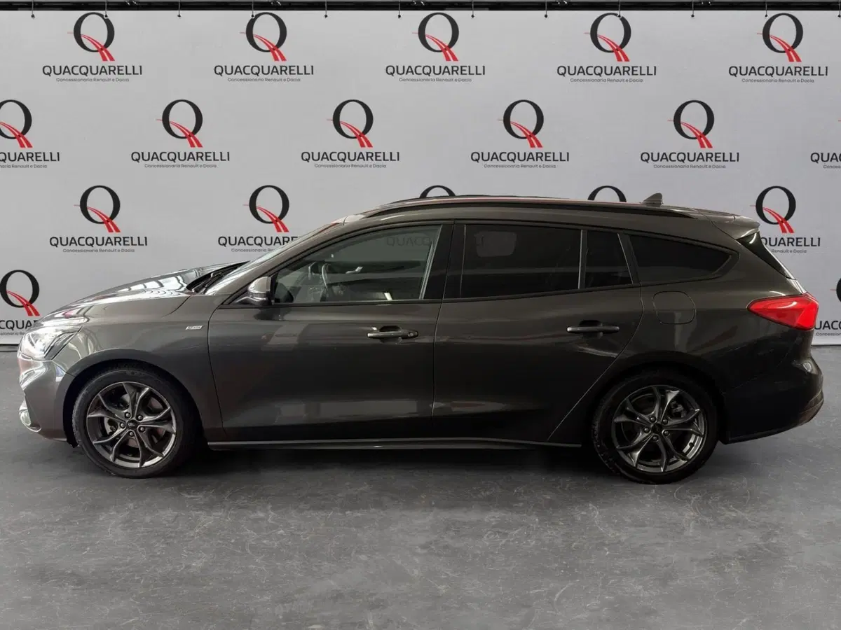Ford Focus Station Wagon usata a Milano (8)