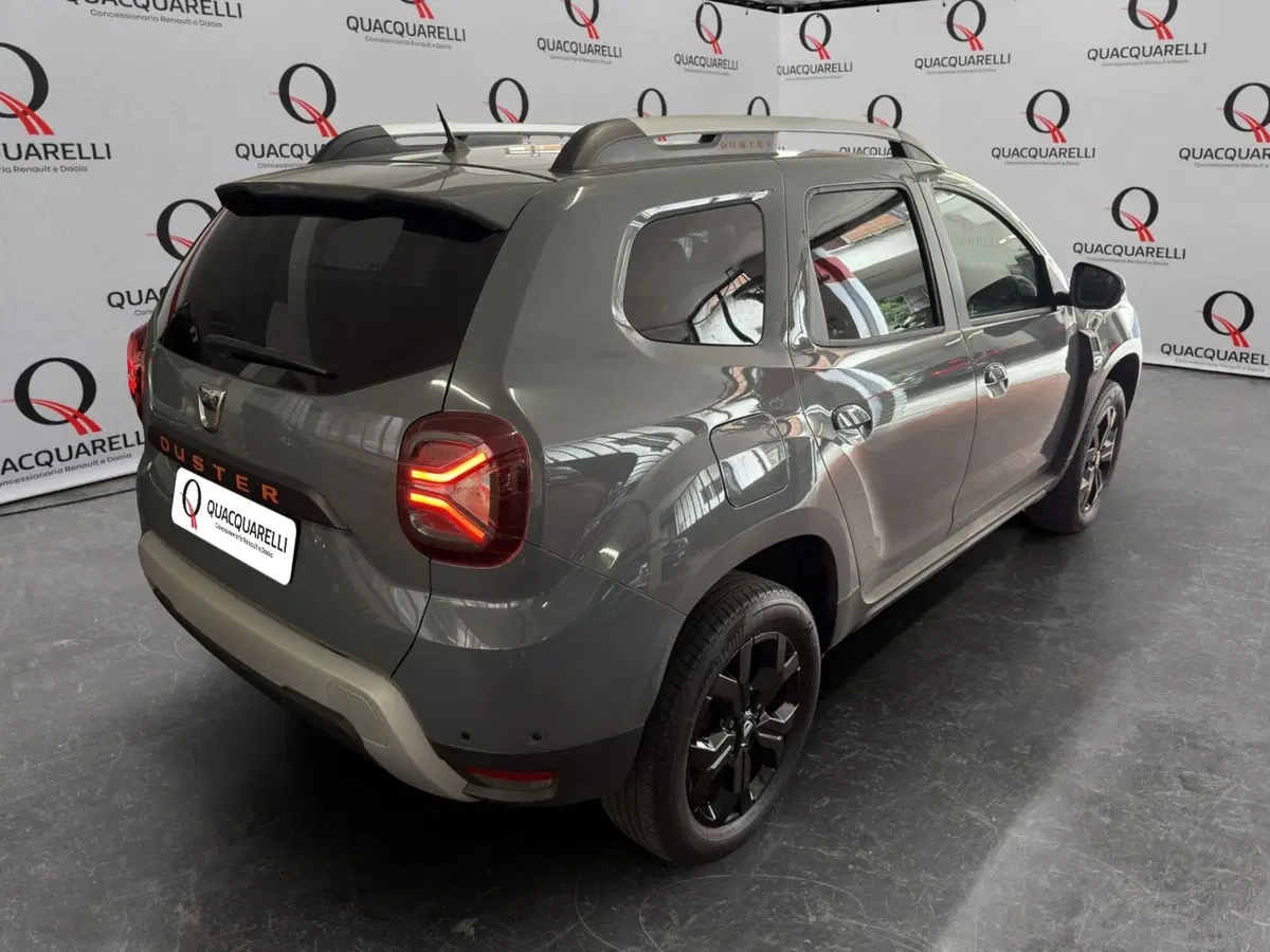 Dacia Duster usata a Milano (5)