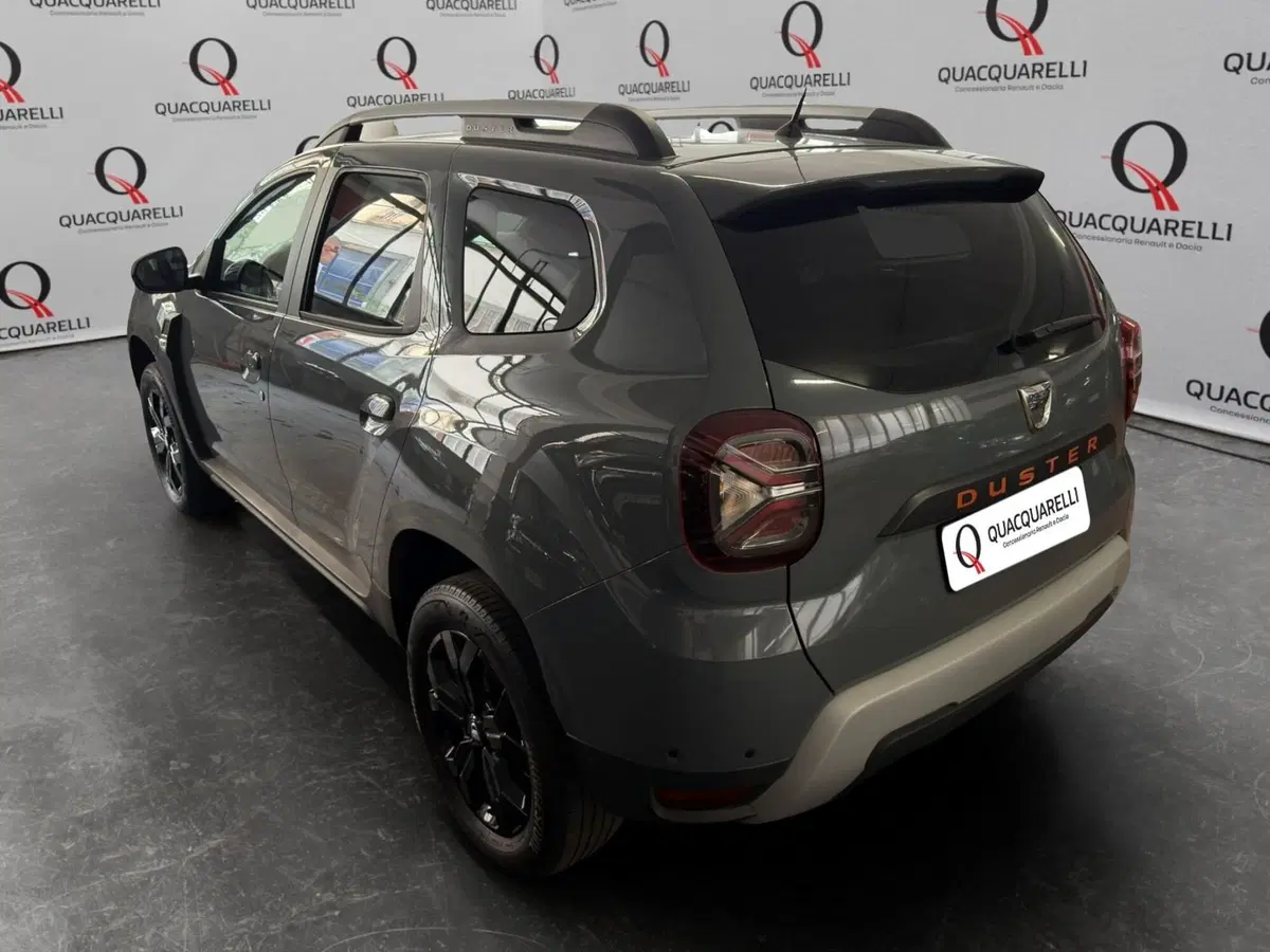 Dacia Duster usata a Milano (7)