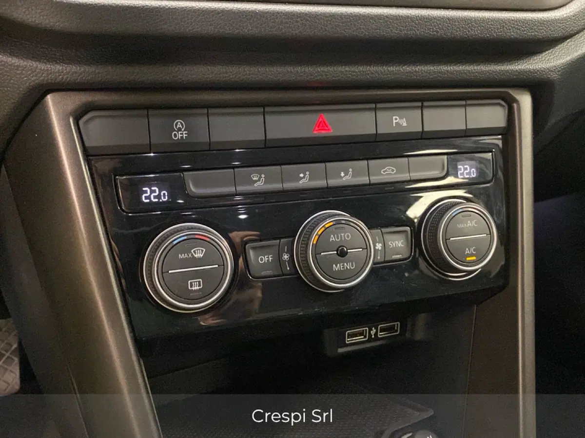 Volkswagen T-Roc usata a Varese (15)