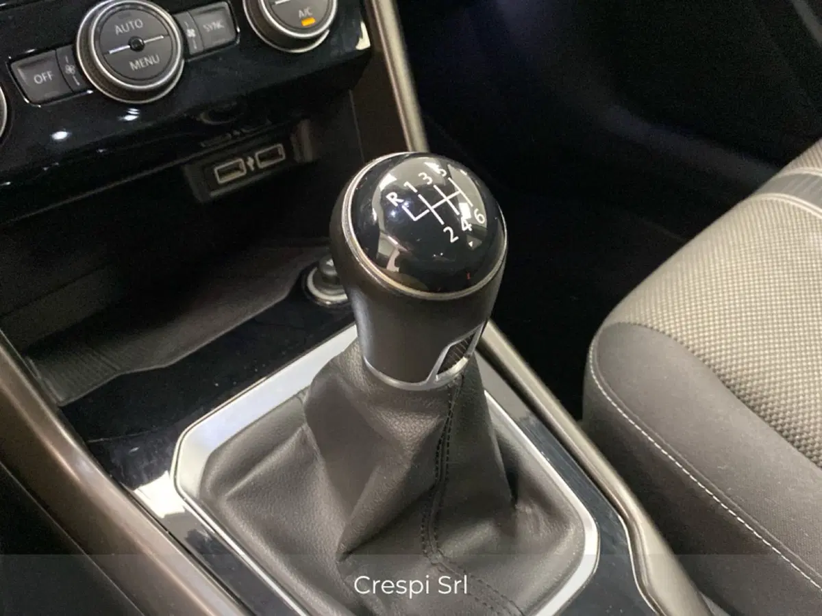 Volkswagen T-Roc usata a Varese (16)
