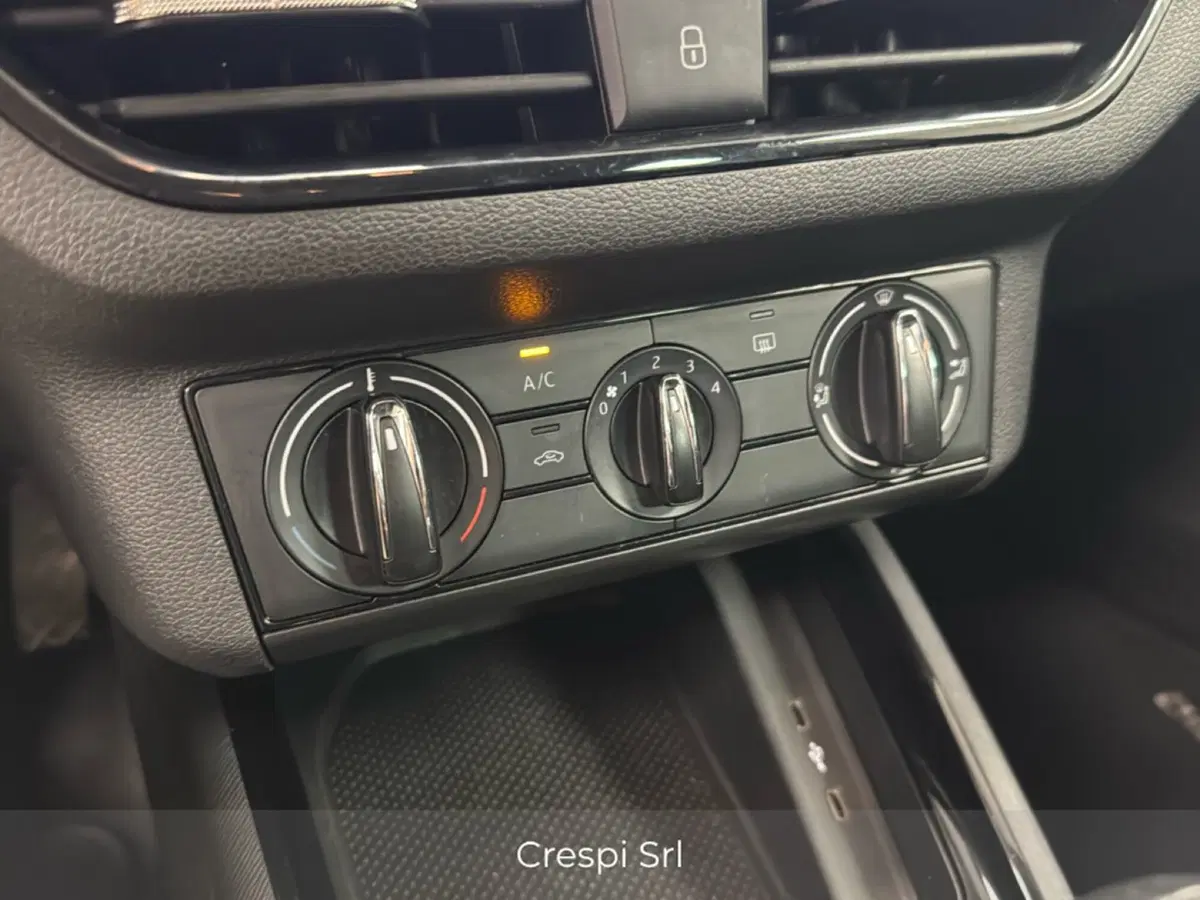 Skoda Kamiq usata a Varese (17)