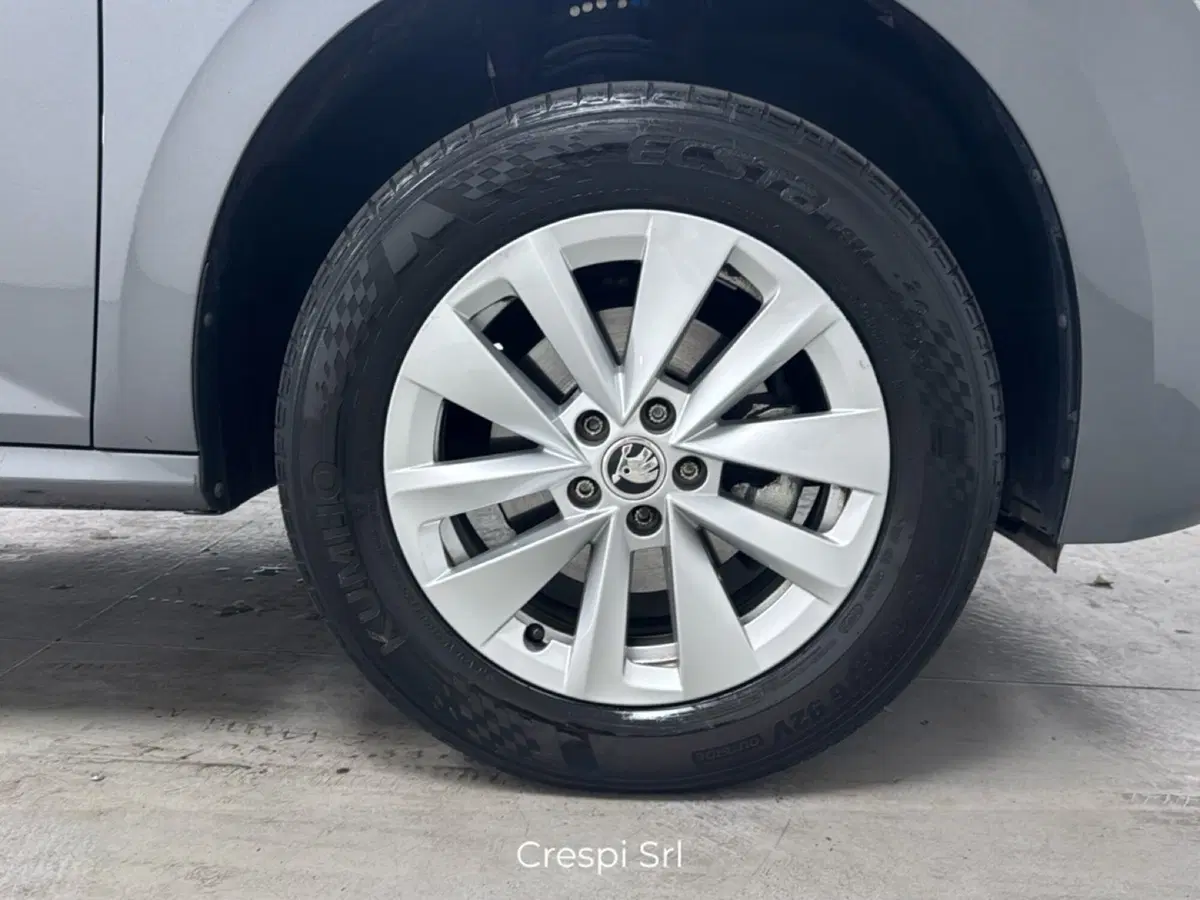 Skoda Kamiq usata a Varese (7)