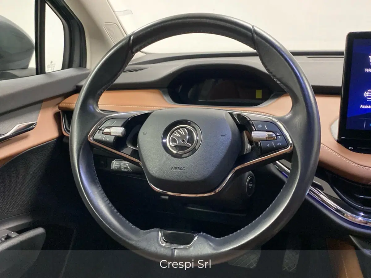 Skoda Enyaq usata a Varese (12)