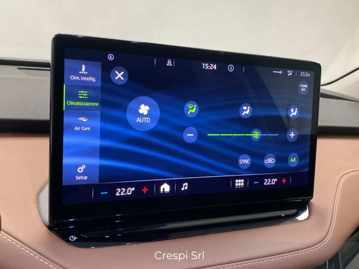 Skoda Enyaq usata a Varese (18)