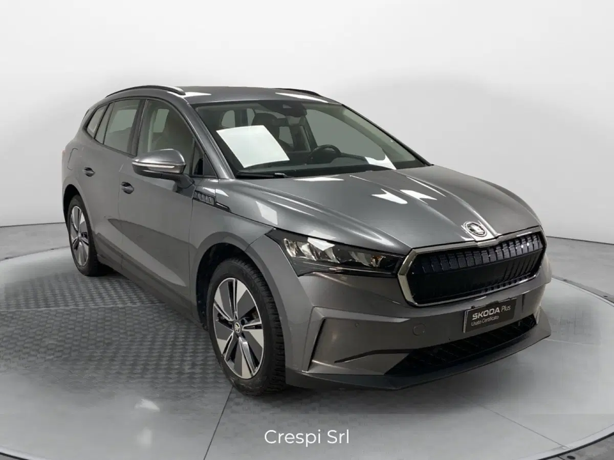 Skoda Enyaq usata a Varese (3)