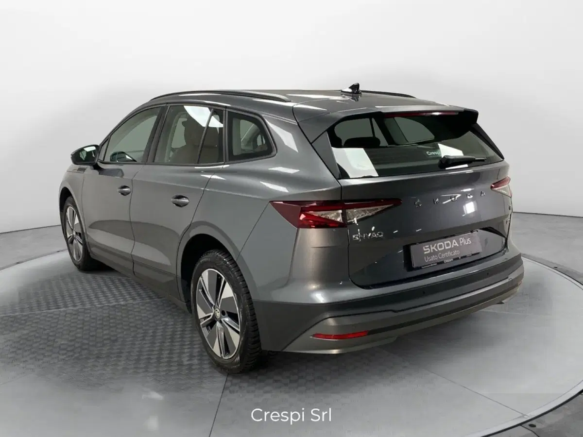 Skoda Enyaq usata a Varese (4)