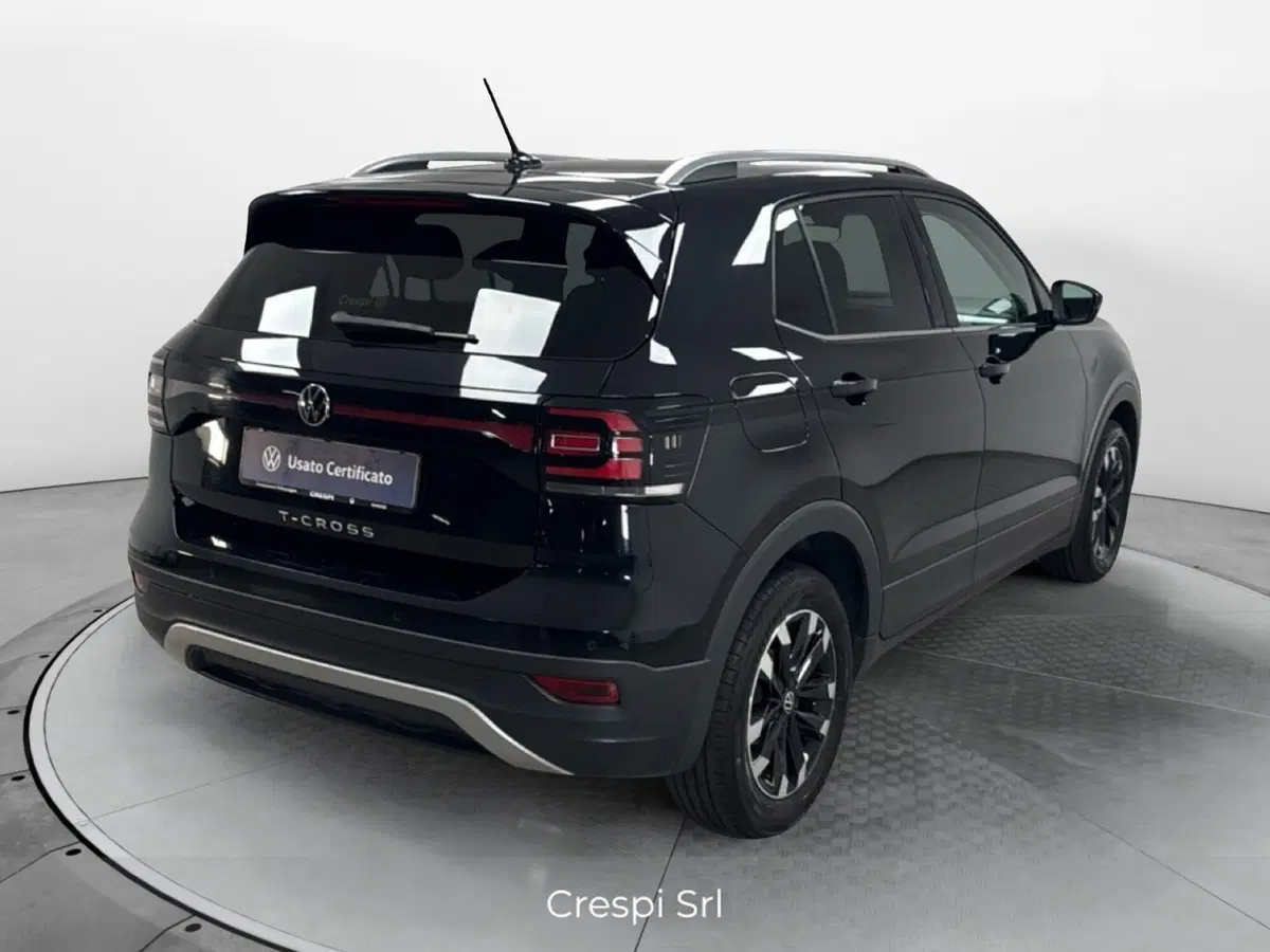 Volkswagen T-Cross usata a Varese (6)