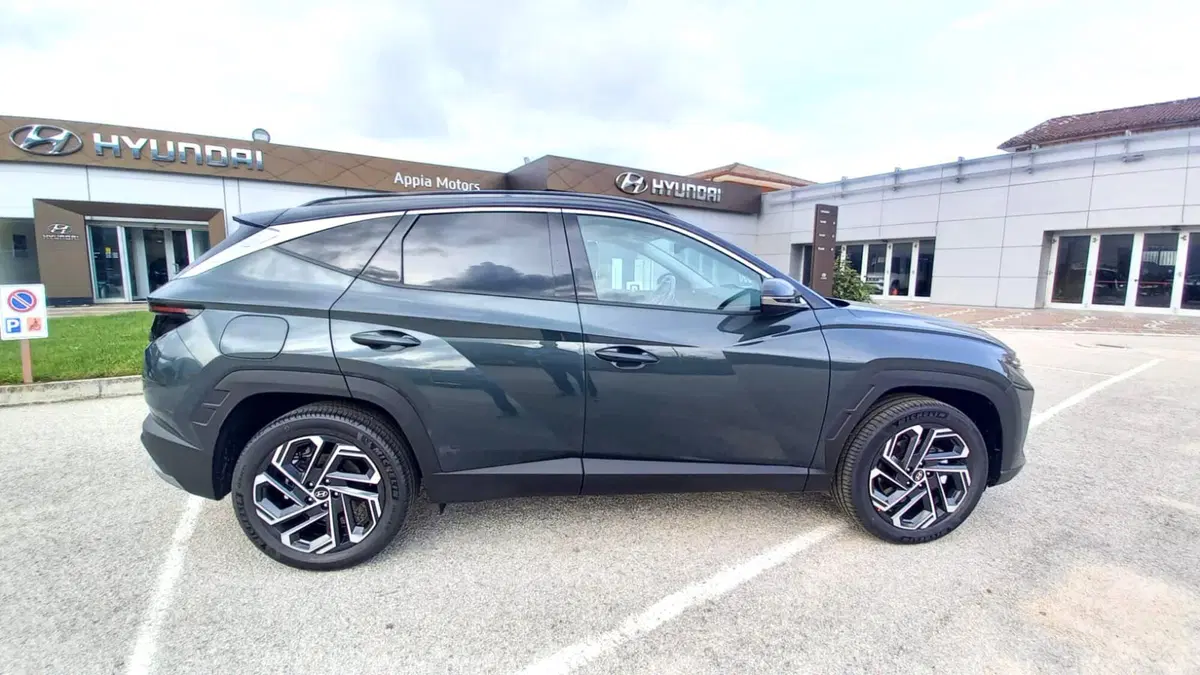 Hyundai Tucson nuova a Benevento (5)