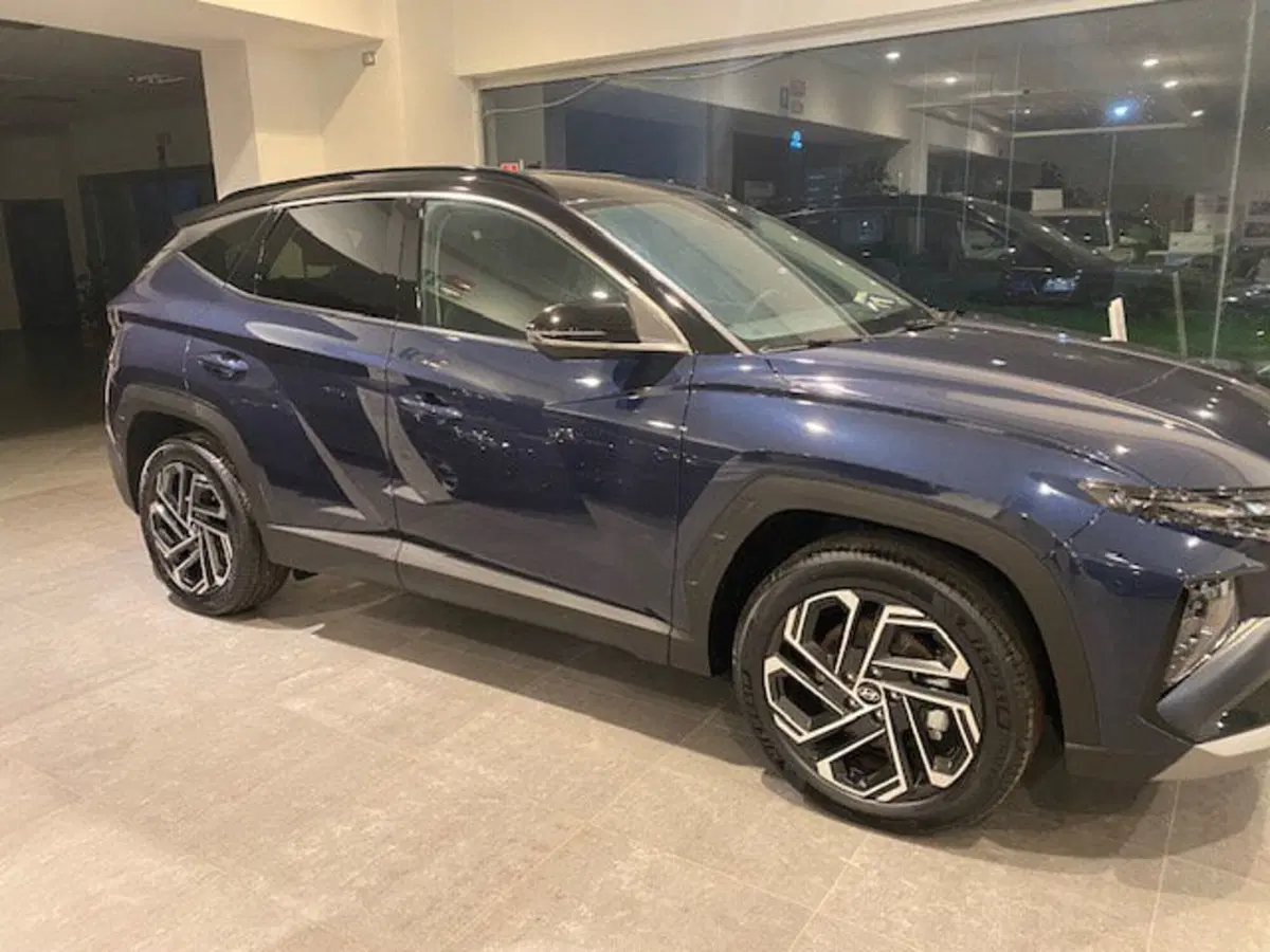 Hyundai Tucson nuova a Benevento (5)