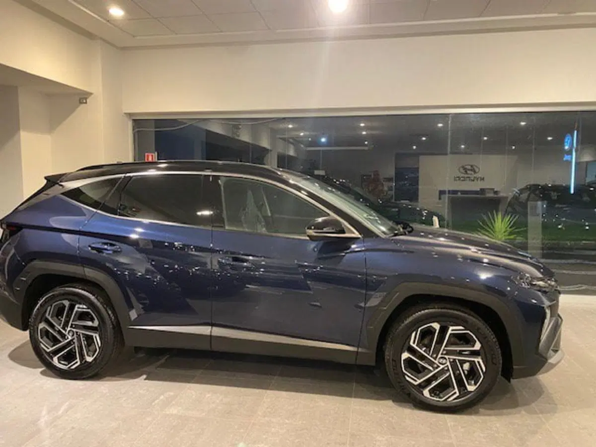 Hyundai Tucson nuova a Benevento (9)