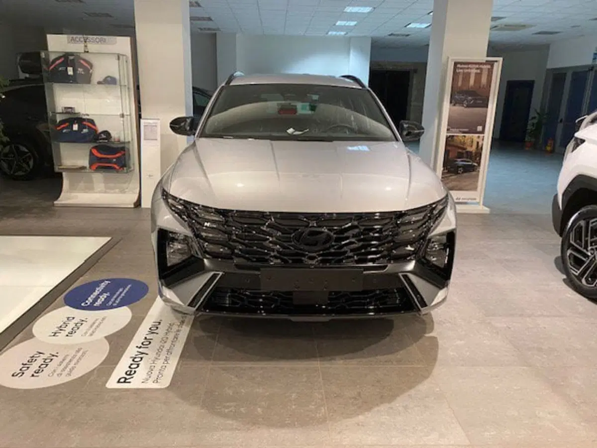 Hyundai Tucson nuova a Benevento (2)