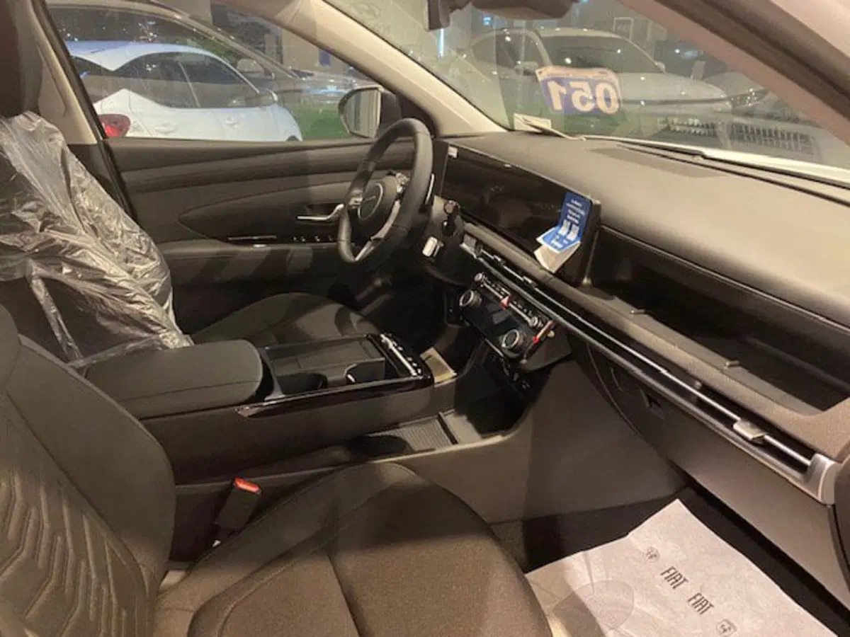 Hyundai Tucson nuova a Benevento (8)
