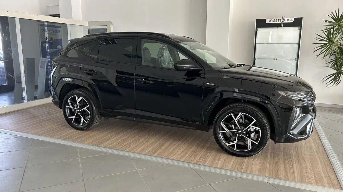 Hyundai Tucson nuova a Benevento (3)