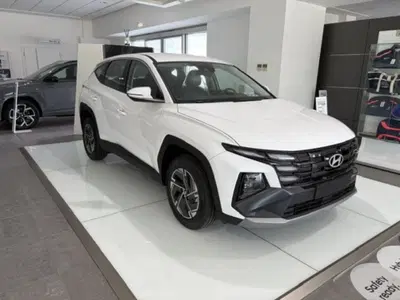 Hyundai Tucson 1.6 hev Xtech 2wd 239cv auto nuova a Paolisi