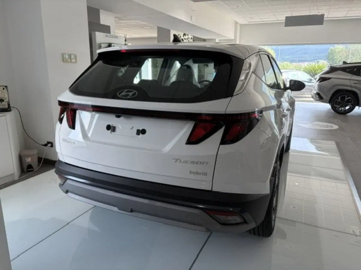 Hyundai Tucson nuova a Benevento (11)