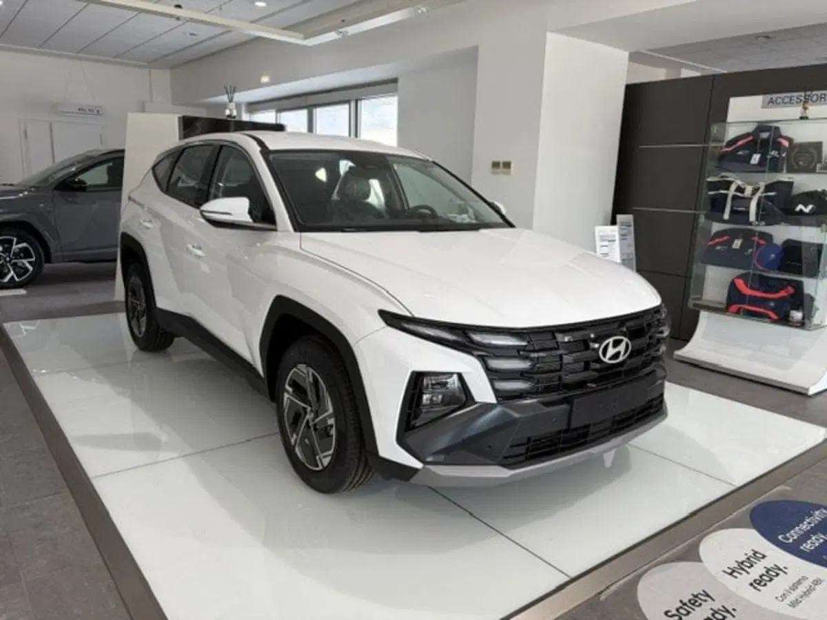 Hyundai Tucson nuova a Benevento (13)