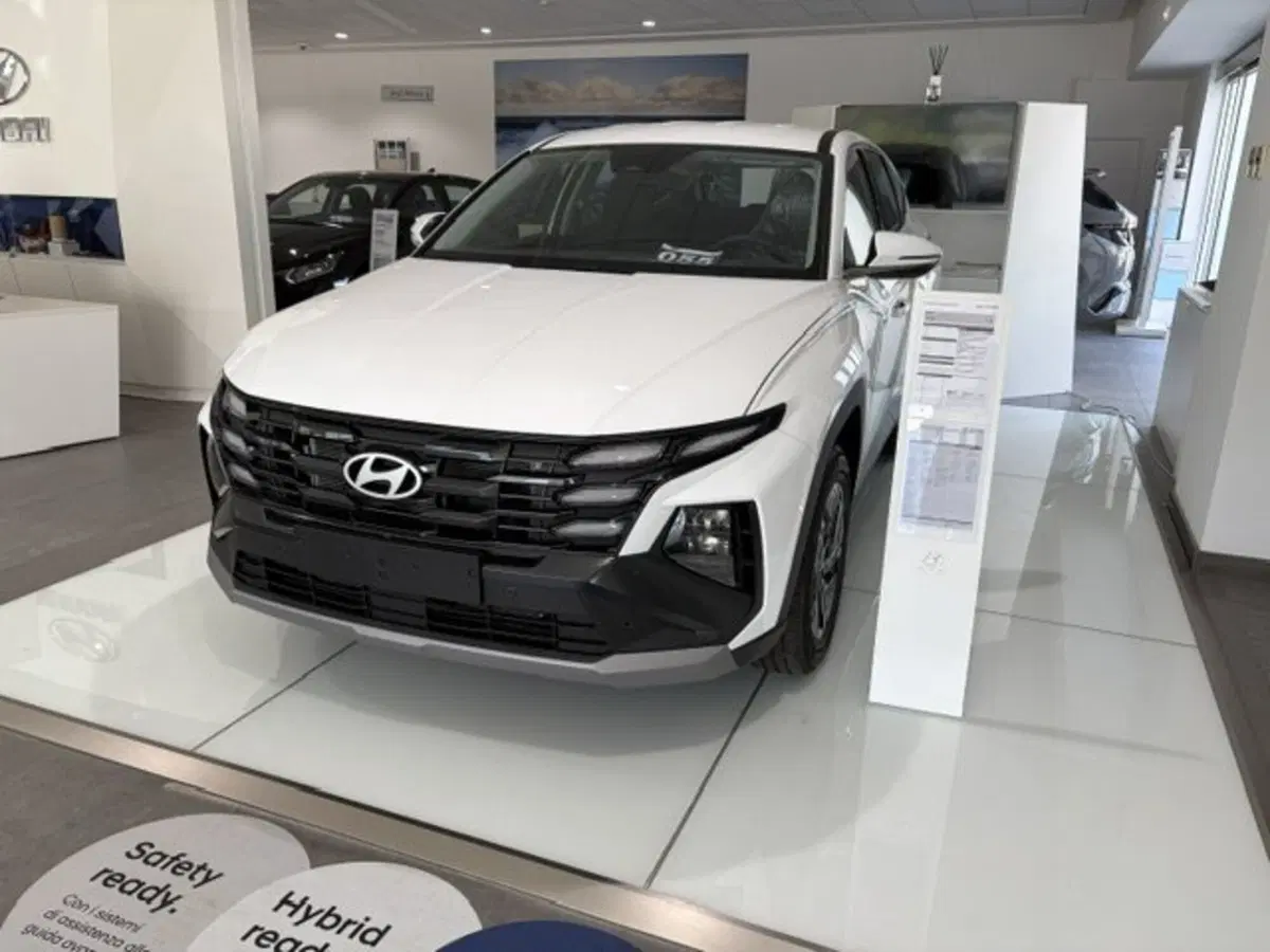 Hyundai Tucson nuova a Benevento (4)