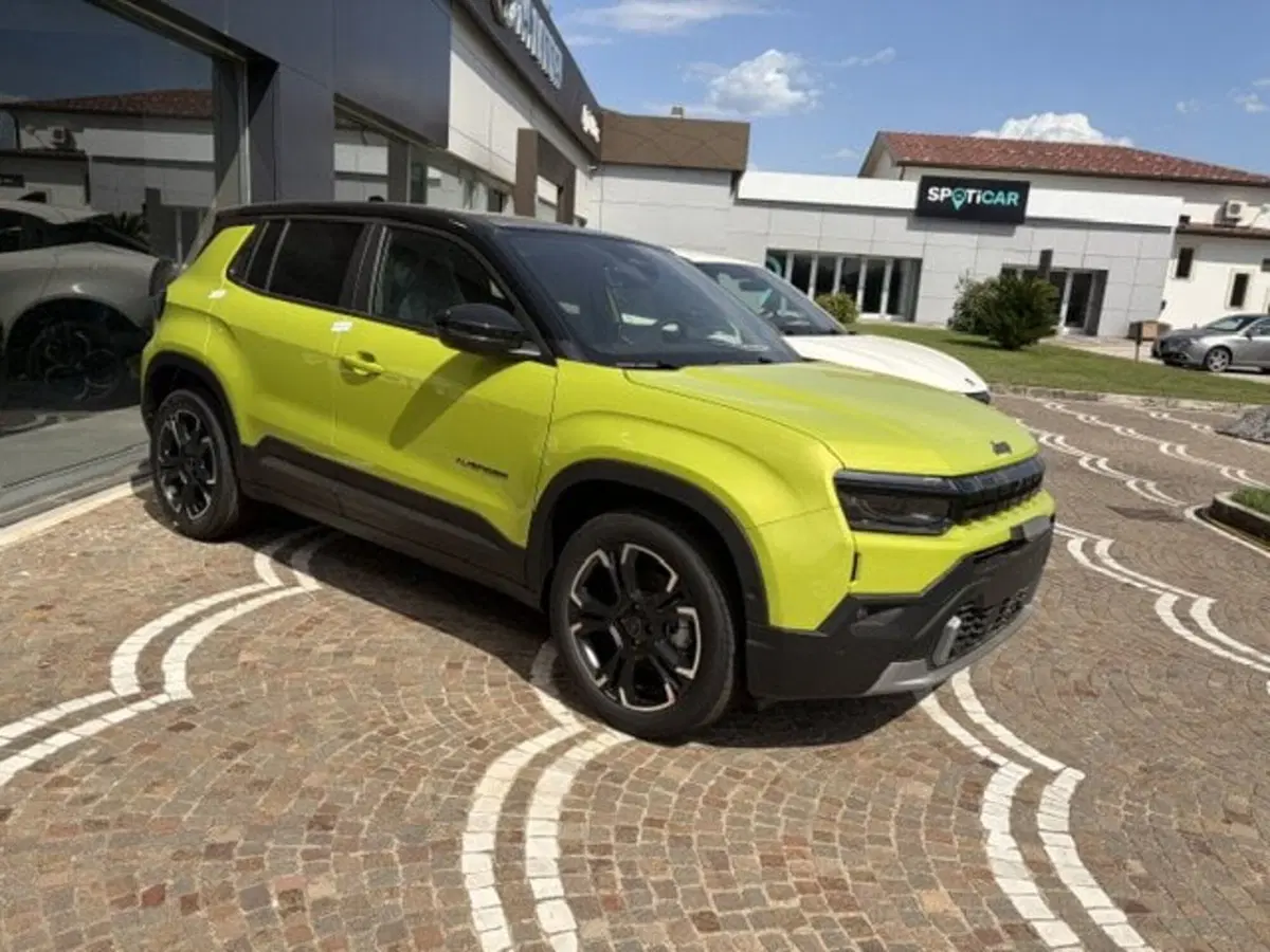 Jeep Avenger nuova a Benevento (2)