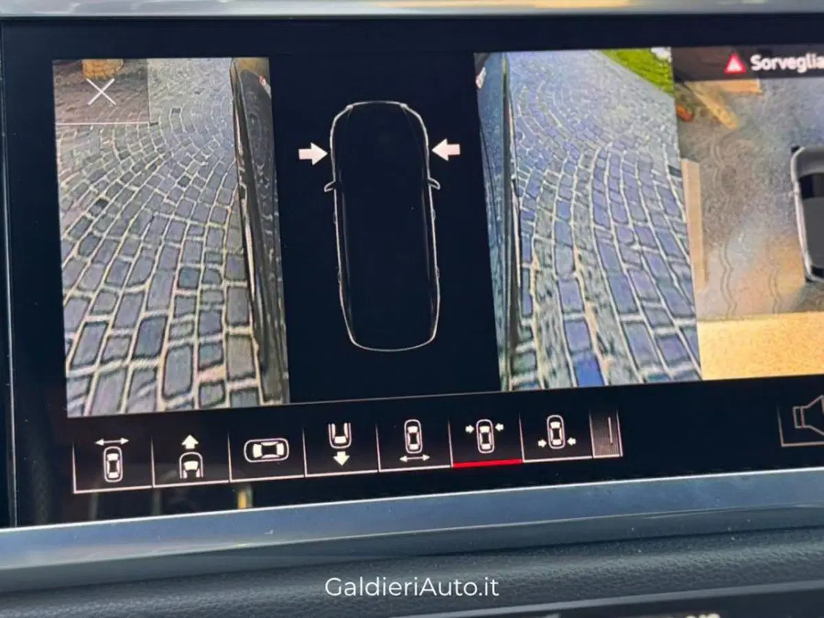 Audi Q3 Sportback usata a Salerno (6)