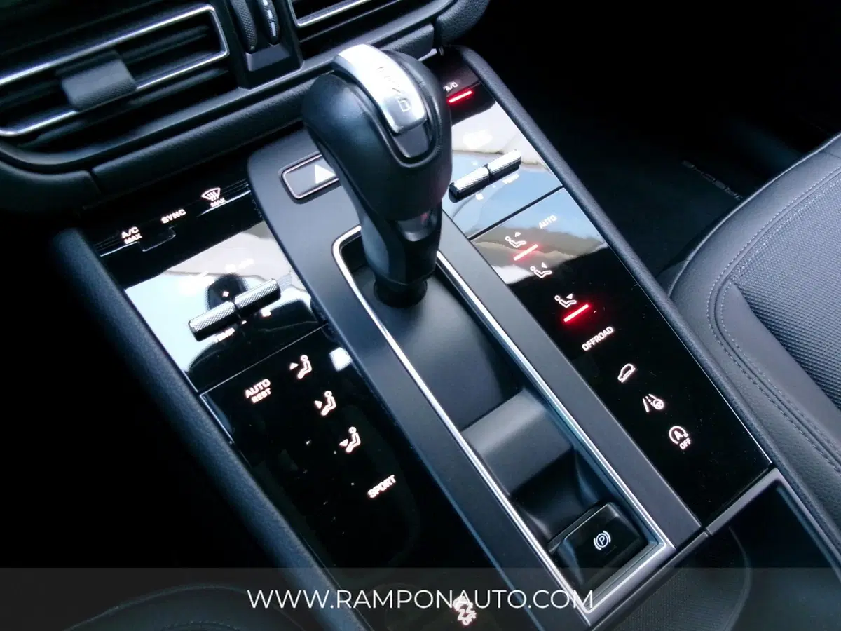 Porsche Macan usata a Venezia (18)