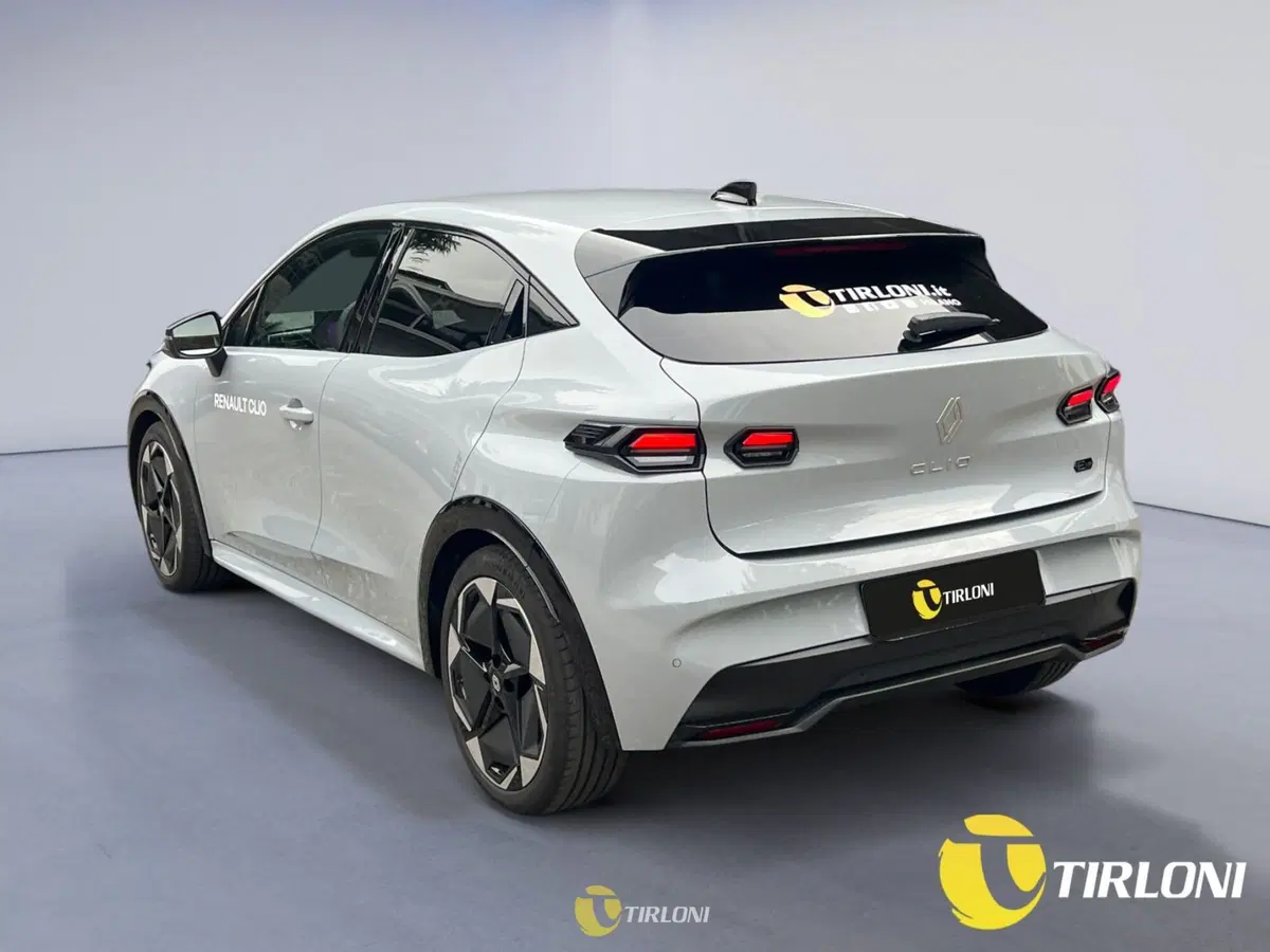 Renault Clio usata a Milano (2)