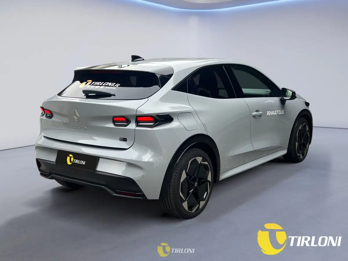 Renault Clio usata a Milano (4)