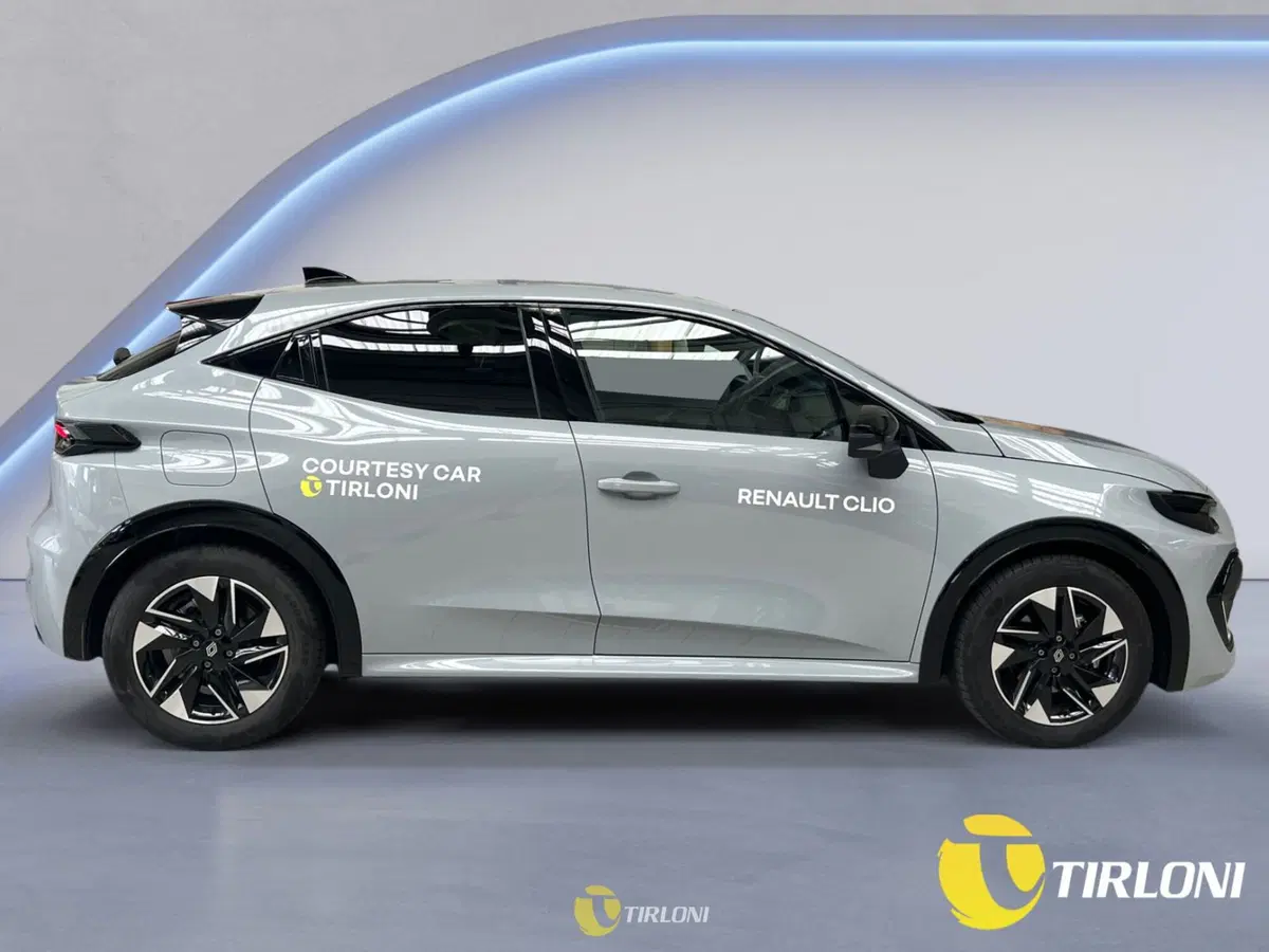Renault Clio usata a Milano (8)