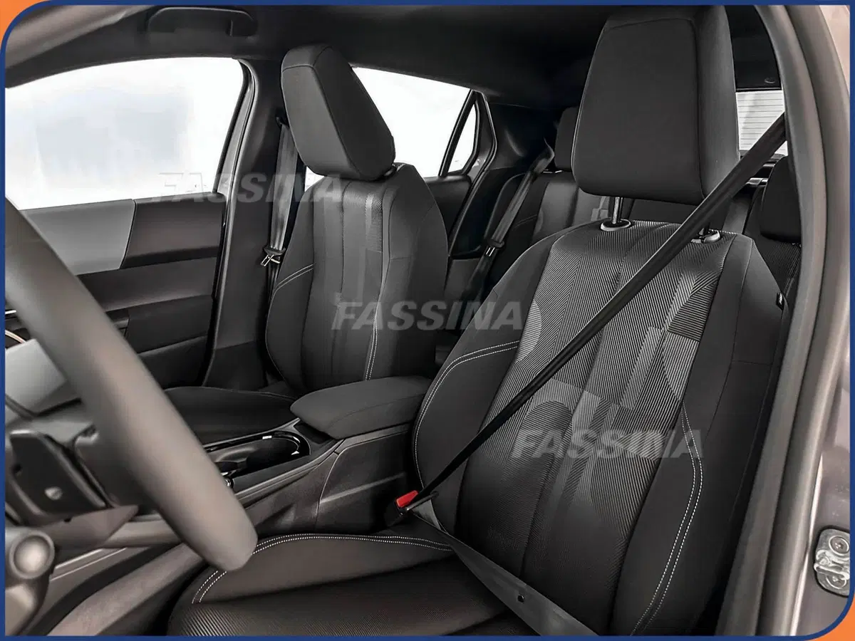 Lancia Ypsilon nuova a Milano (7)