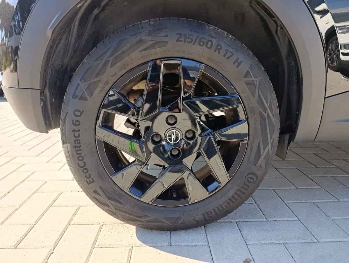Opel Mokka usata a Massa-Carrara (12)