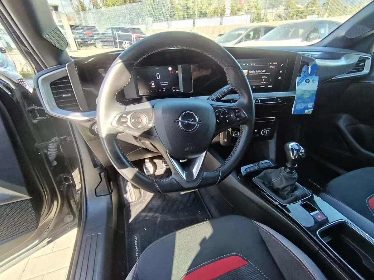 Opel Mokka usata a Massa-Carrara (19)