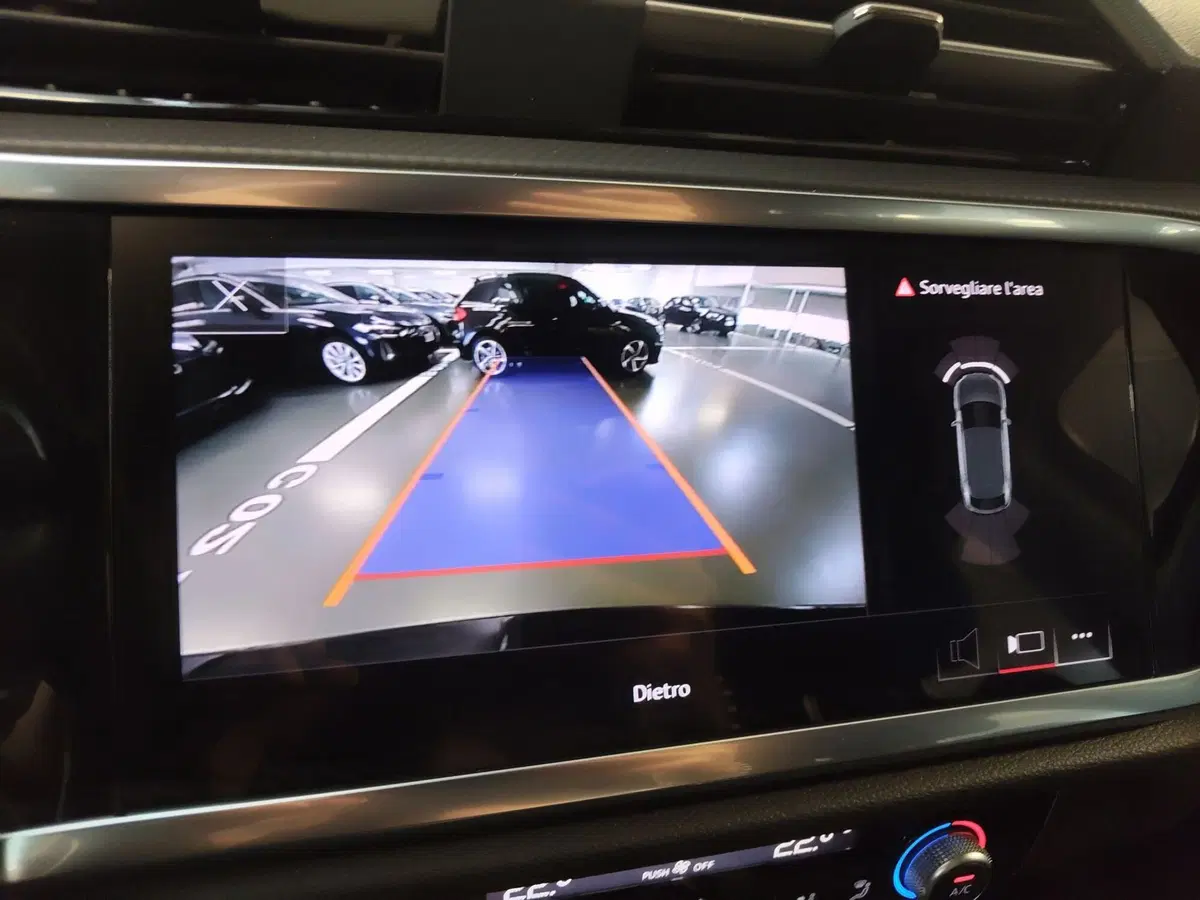Audi Q3 Sportback usata a Modena (11)