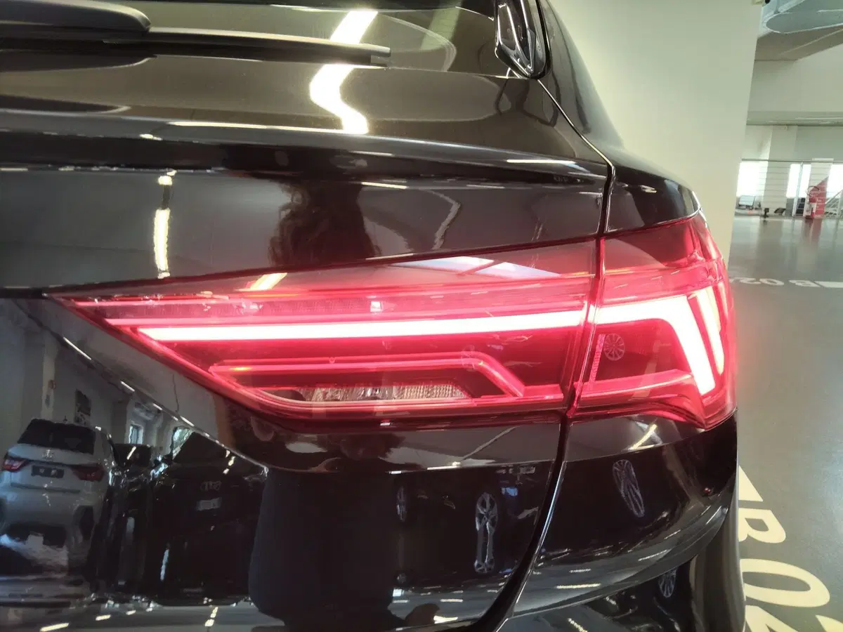 Audi Q3 Sportback usata a Modena (19)