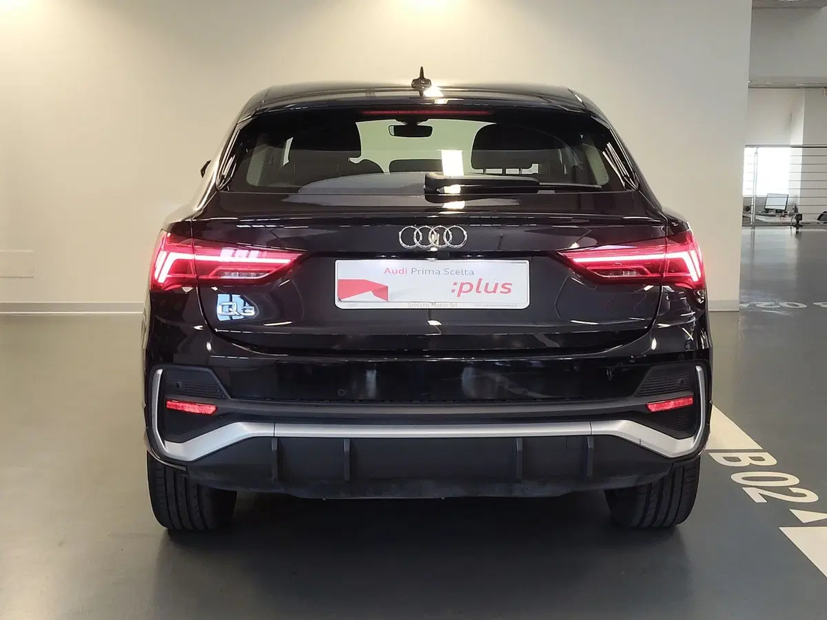 Audi Q3 Sportback usata a Modena (5)