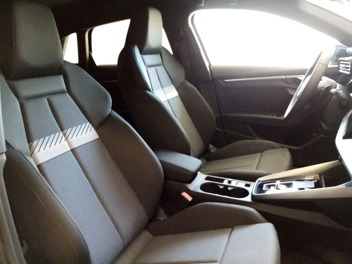 Audi A3 Sportback nuova a Bari (12)