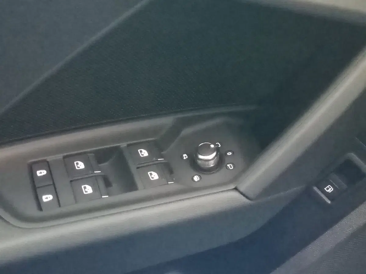 Audi A3 Sportback nuova a Bari (18)