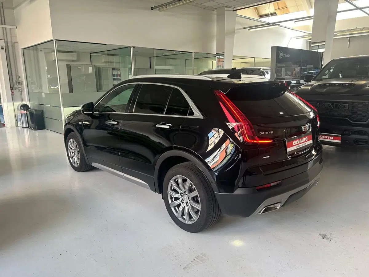 Cadillac XT4 usata a Monza e Brianza (3)